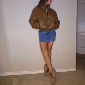 Y2k brown leather puffer